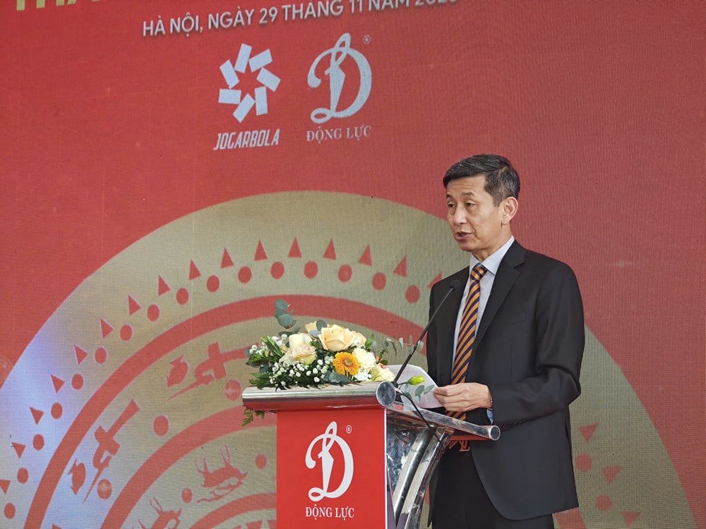 Vorstellung der Uniformen der vietnamesischen Sportdelegation für die 33. Südostasienspiele – Foto 1