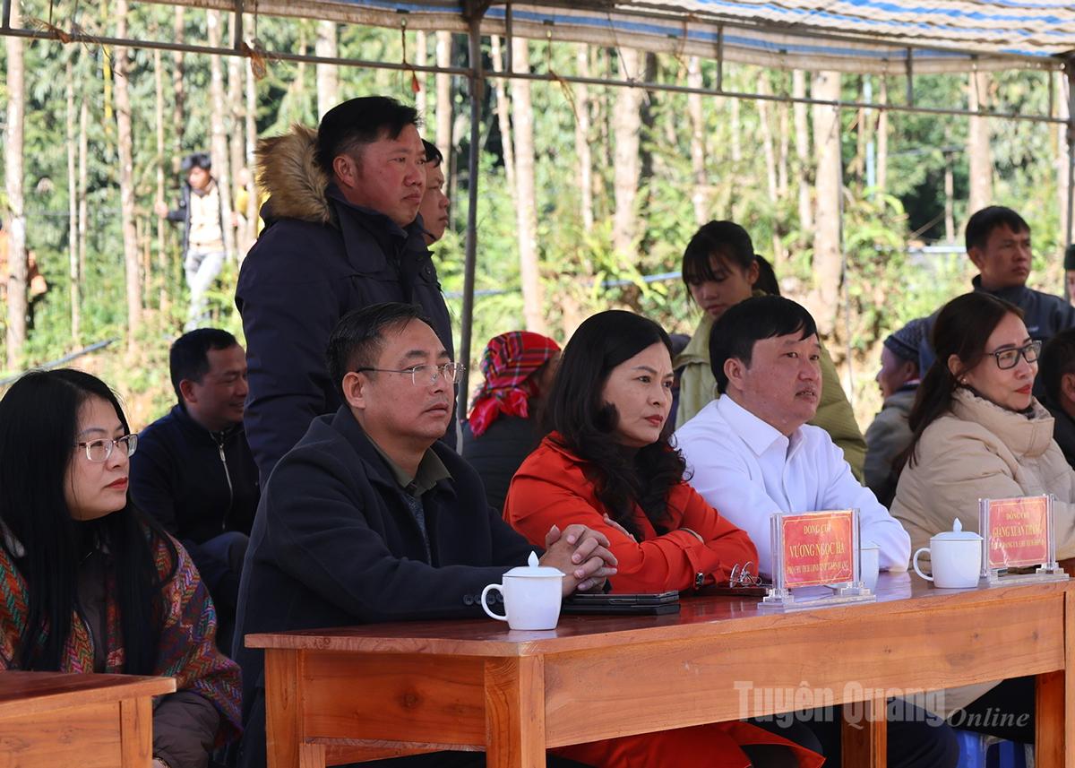 В конкурсе принял участие заместитель председателя Народного комитета провинции товарищ Выонг Нгок Ха.