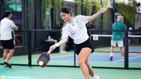 Jolie Lam, în vârstă de 17 ani, câștigă turneul Unified Pickleball Open din 2025