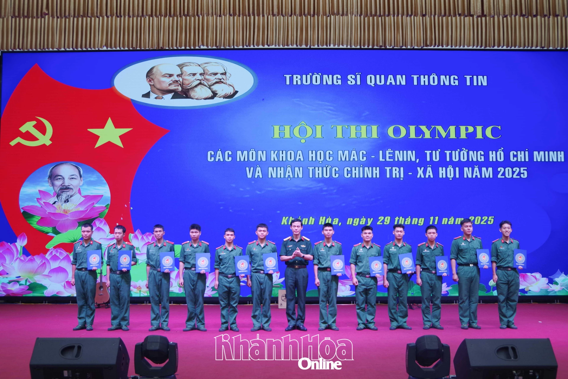 Individuelle priser til fremragende kandidater.