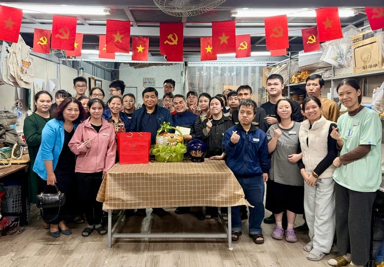 Phó Thủ tướng Nguyễn Chí Dũng thăm, tặng quà người khuyết tật- Ảnh 9.