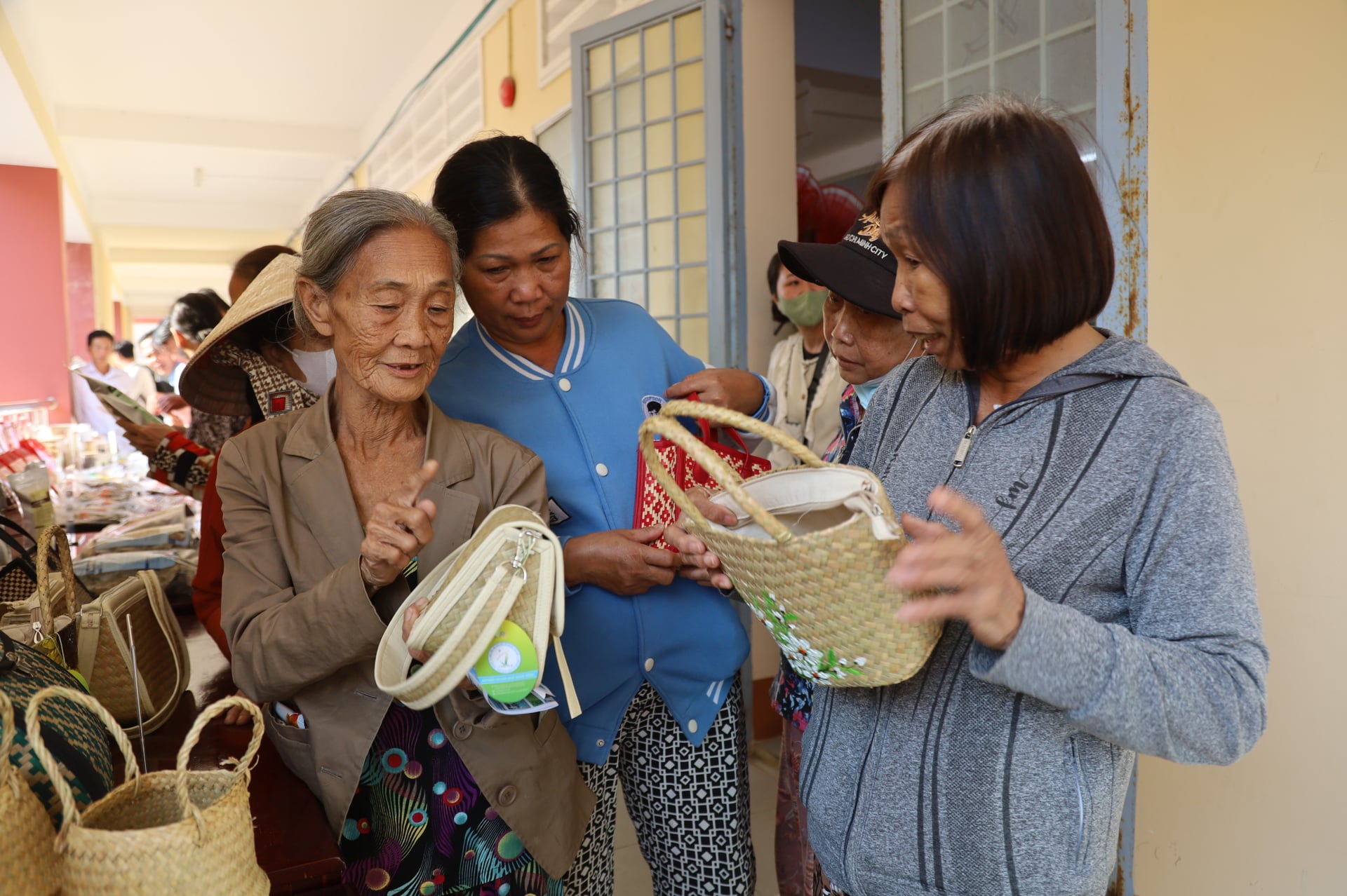 Ngày hội là hoạt động thiết thực, góp phần nâng cao nhận thức cho lao động nông thôn. Ảnh: Xuân Chinh.