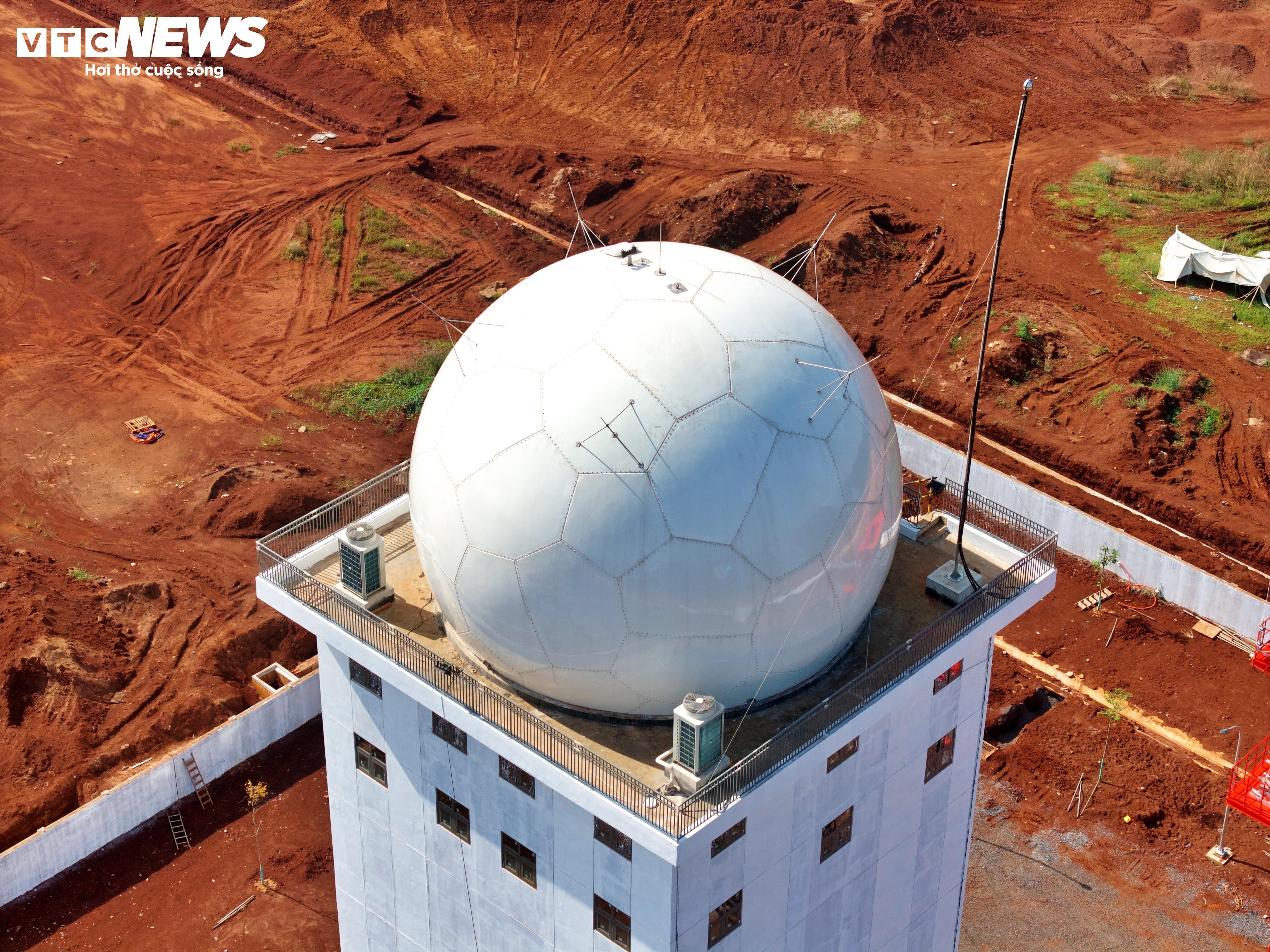 Primer plano del 'loto de acero' de 3.500 mil millones de VND en el aeropuerto de Long Thanh acelerando hacia la línea de meta - 10