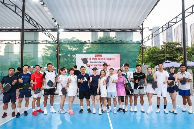 Lý Hoàng Nam cùng ca sĩ Giang Hồng Ngọc vô địch giải pickleball 'Nghĩa tình phương Nam'- Ảnh 3.