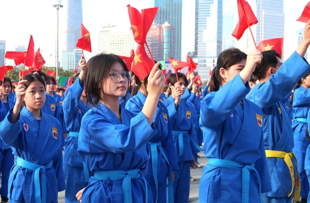 Hơn 60.000 học sinh TPHCM đồng diễn võ nhạc Vovinam cùng xác lập kỷ lục thế giới- Ảnh 6.