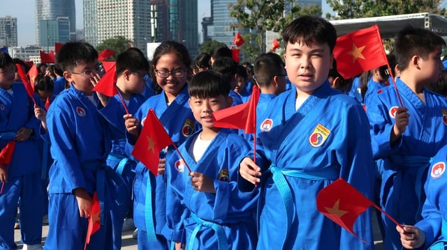 Hơn 60.000 học sinh TPHCM đồng diễn võ nhạc Vovinam cùng xác lập kỷ lục thế giới- Ảnh 7.