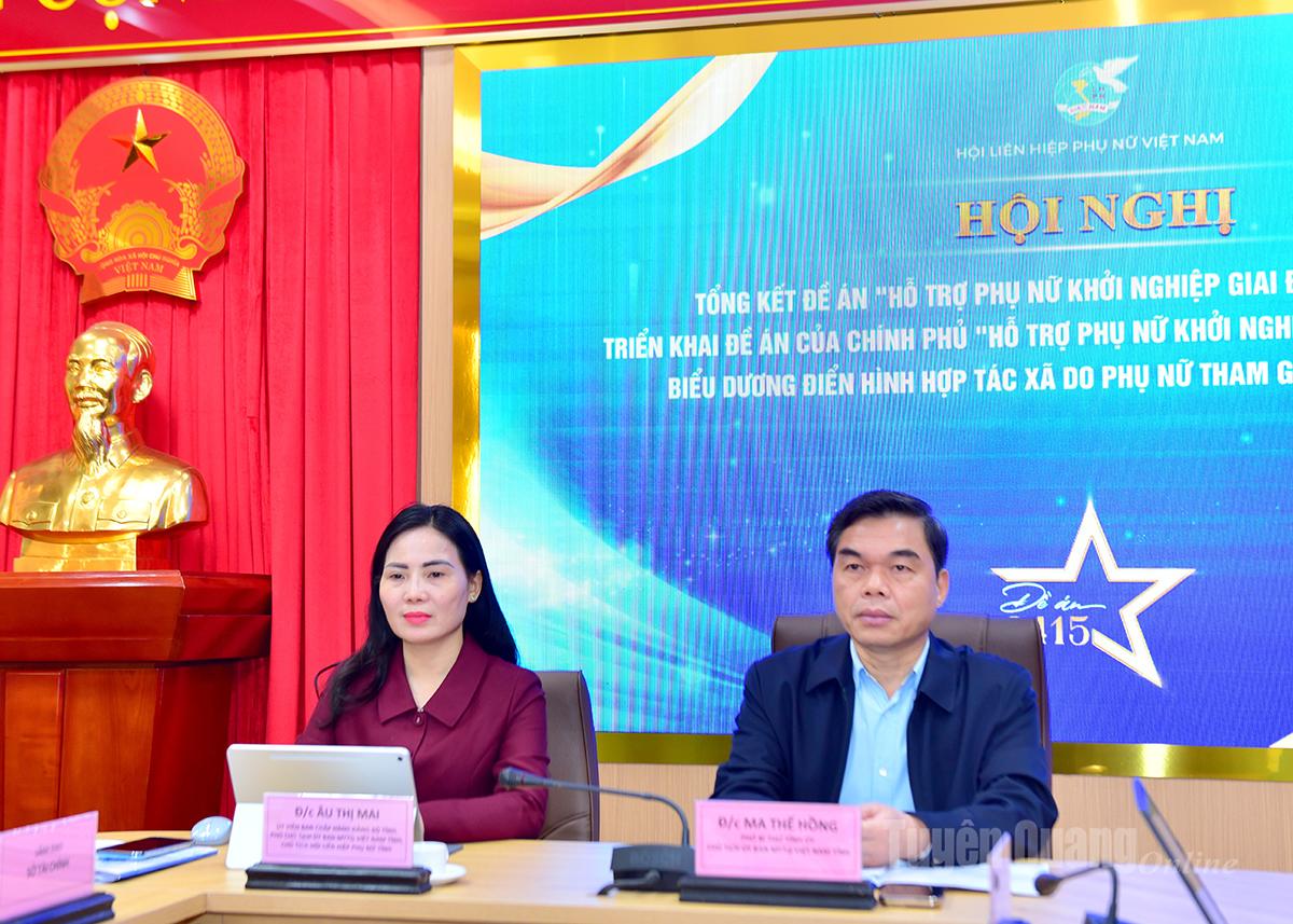 Kawan Ma The Hong, Wakil Sekretaris Komite Partai Provinsi, Ketua Komite Front Tanah Air Provinsi hadir dan memimpin di jembatan provinsi Tuyen Quang.