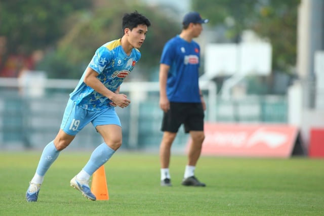 Bộ khung U.23 Việt Nam lộ diện: Đội hình cực mạnh, đủ vô địch SEA Games 33?- Ảnh 2.