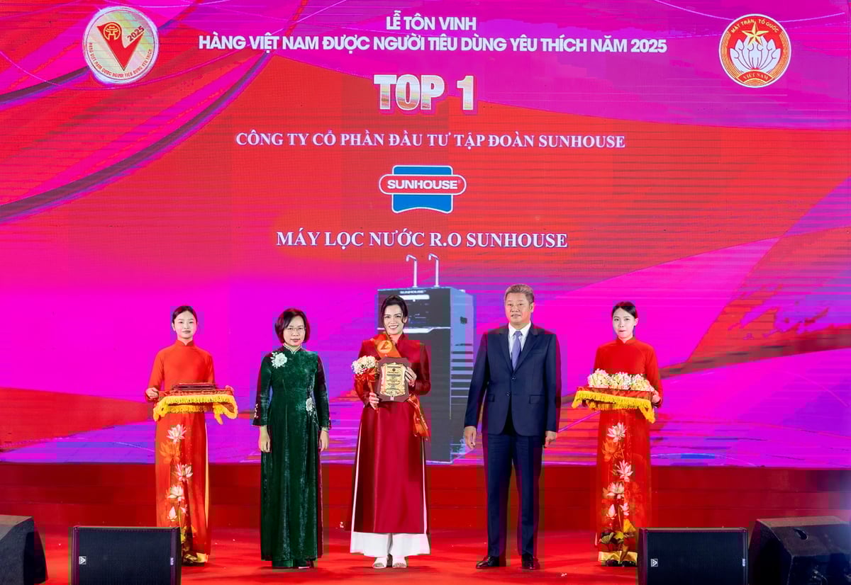 Máy lọc nước RO UltraX SUNHOUSE được vinh danh Top 1 Hàng Việt Nam được Người tiêu dùng yêu thích năm 2025. Ảnh: SUNHOUSE.