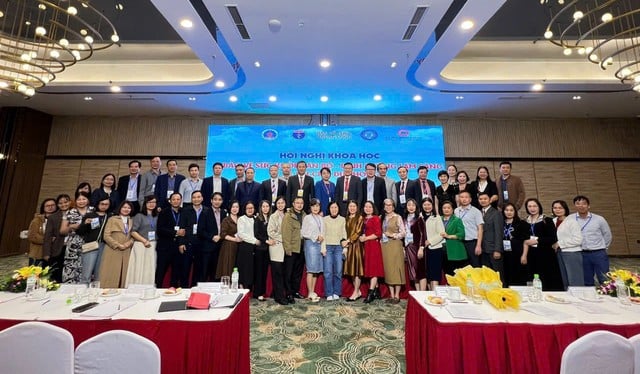 Chuyên nghiệp hóa đội ngũ bác sĩ làm công tác bảo vệ sức khỏe cán bộ- Ảnh 2.