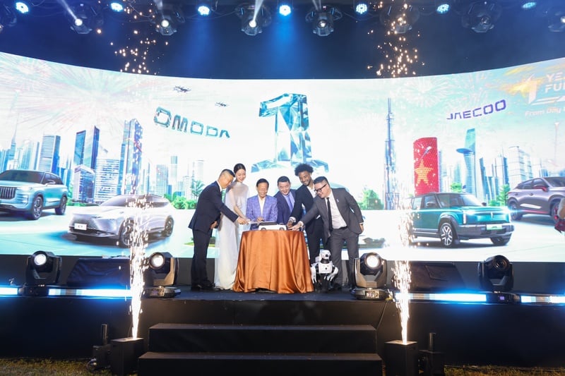 Omoda & Jaecoo Vietnam celebrates 1 year of entering the Vietnamese market and announces the first two models expected to be assembled. Photo: Huong Nguyen.