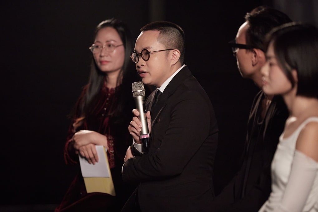 El artista popular Quang Tho se sorprende por la persona detrás de la música de las películas chinas - 1