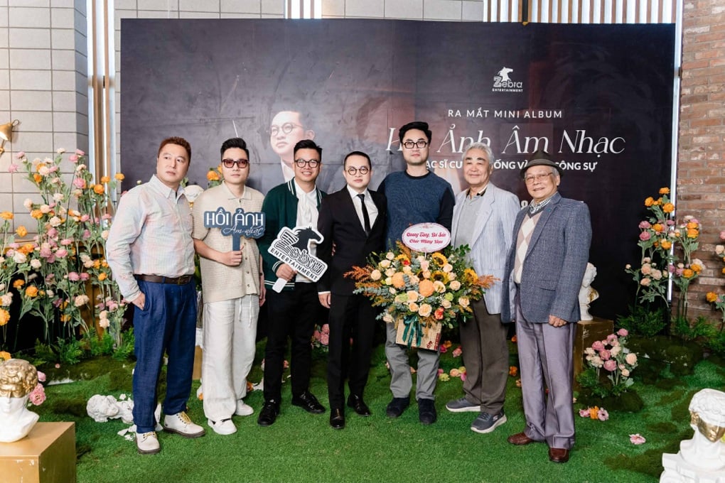 El artista popular Quang Tho se sorprende por la persona detrás de la música de las películas chinas - 2