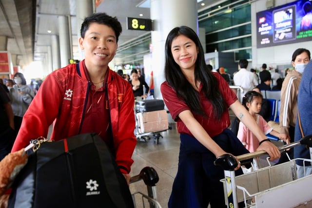 Echipa feminină se întoarce acasă, antrenoarea Mai Duc Chung fiind încrezătoare în cele mai bune rezultate la Jocurile SEA - Foto 2.