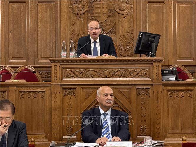 ចំណងជើងរូបថត