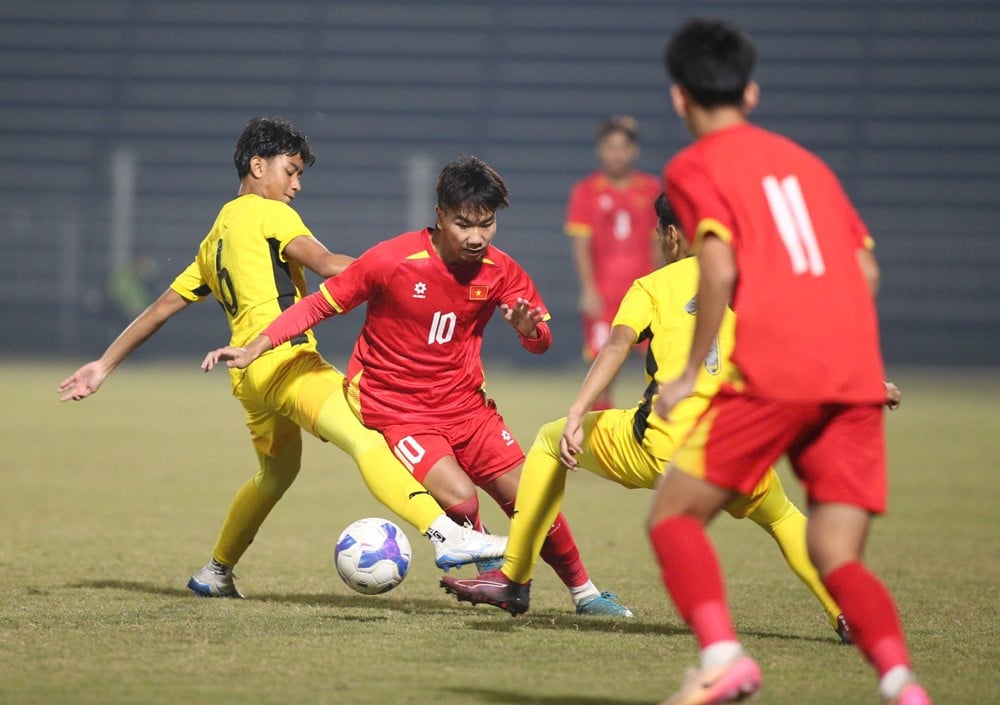 U17 Vietnam mot U17 Malaysia 3.jpg