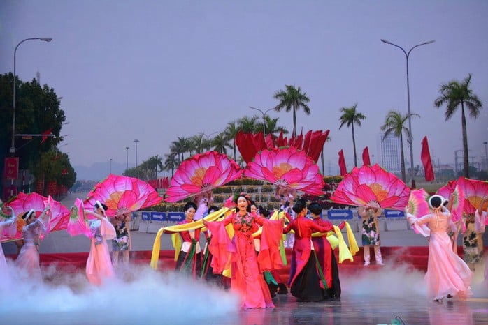 Tuyết Thu, Ốc Thanh Vân, Bình Tinh đoạt HCV tại Liên hoan sân khấu thử nghiệm 2025 - Ảnh 4.