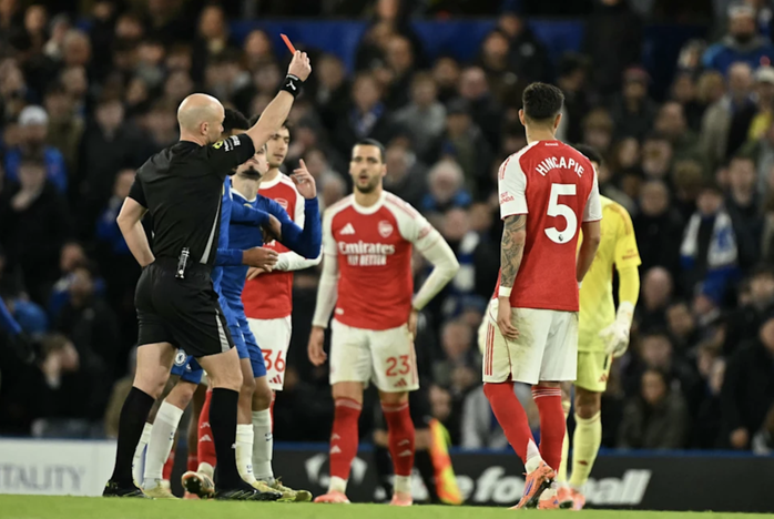 Dalam perlawanan derbi yang sengit, Chelsea mengikat Arsenal dengan keputusan seri yang mendebarkan - Foto 3.