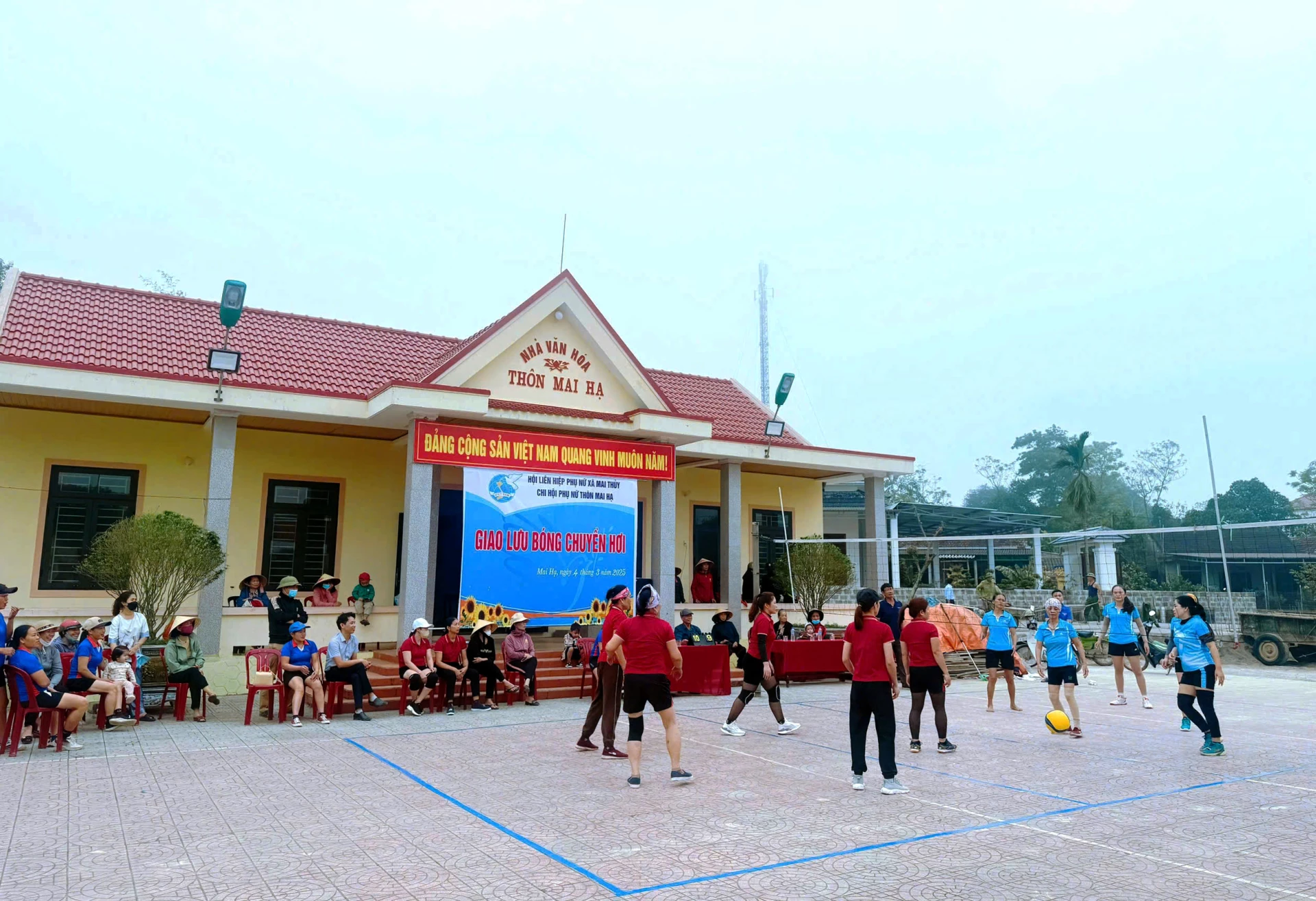 В коммуне Труонг Фу активно развивается движение физкультуры и спорта. Фото: Т.Л.