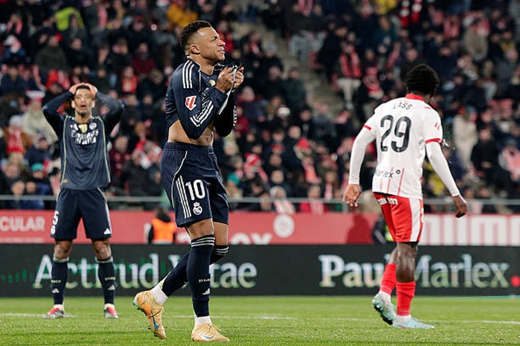 Real Madrid blijft struikelen en verliest de eerste plaats aan Barcelona - 2