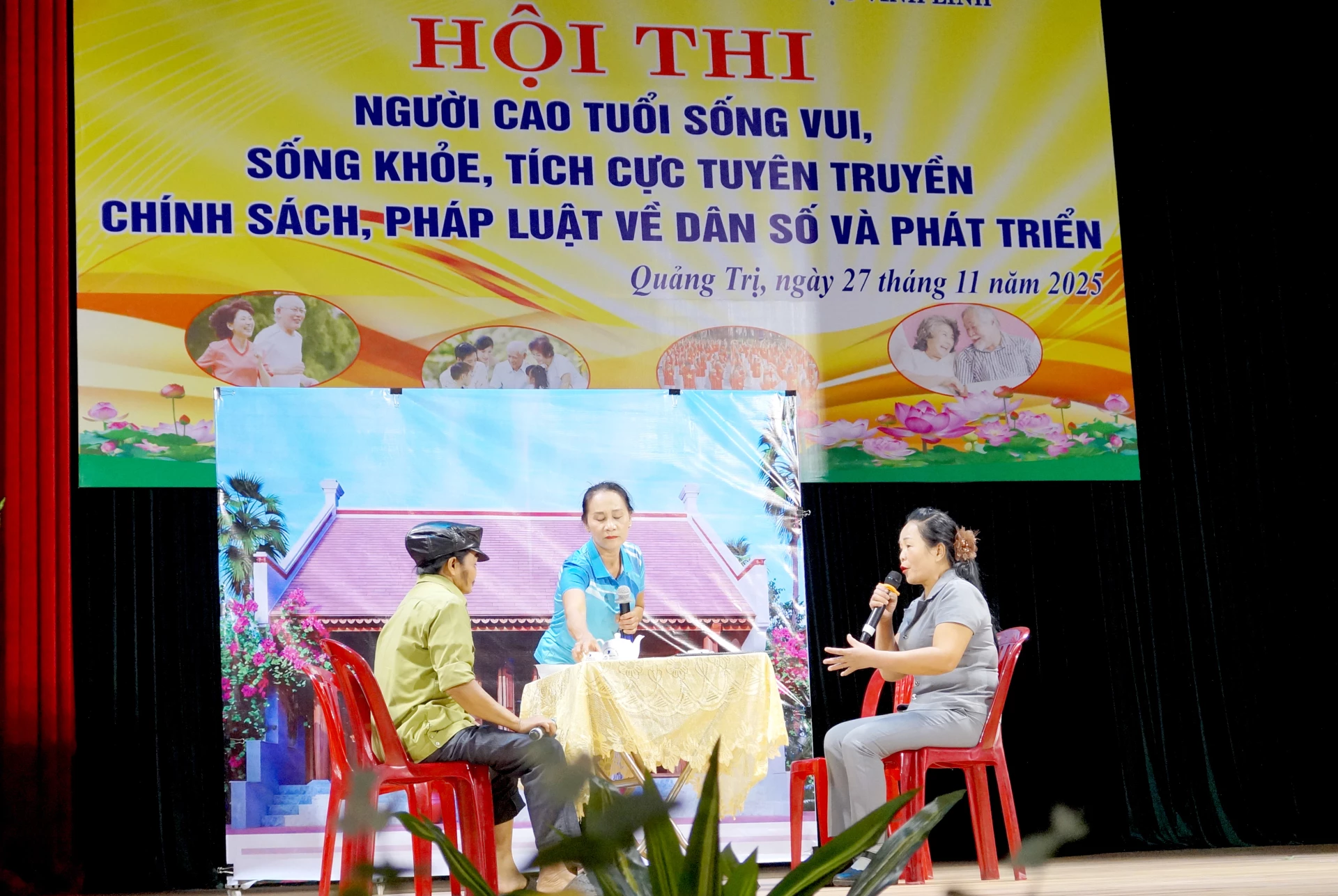 Talangshowen visade upp professionella prestationer från medlemmarna i Seniorklubben - Foto: V.H