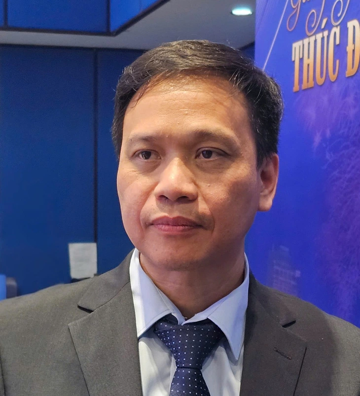 cực tăng trưởng - Ảnh 2.