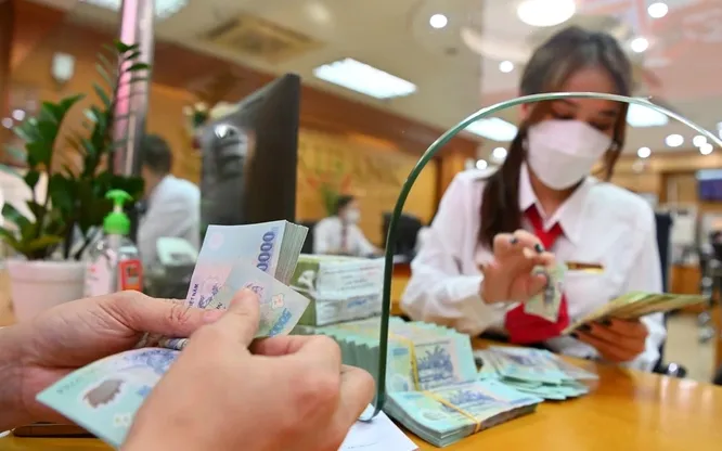 Juros de empréstimo reduzidos para clientes afetados por desastres naturais. Giảm lãi vay cho khách hàng bị ảnh hưởng thiên tai