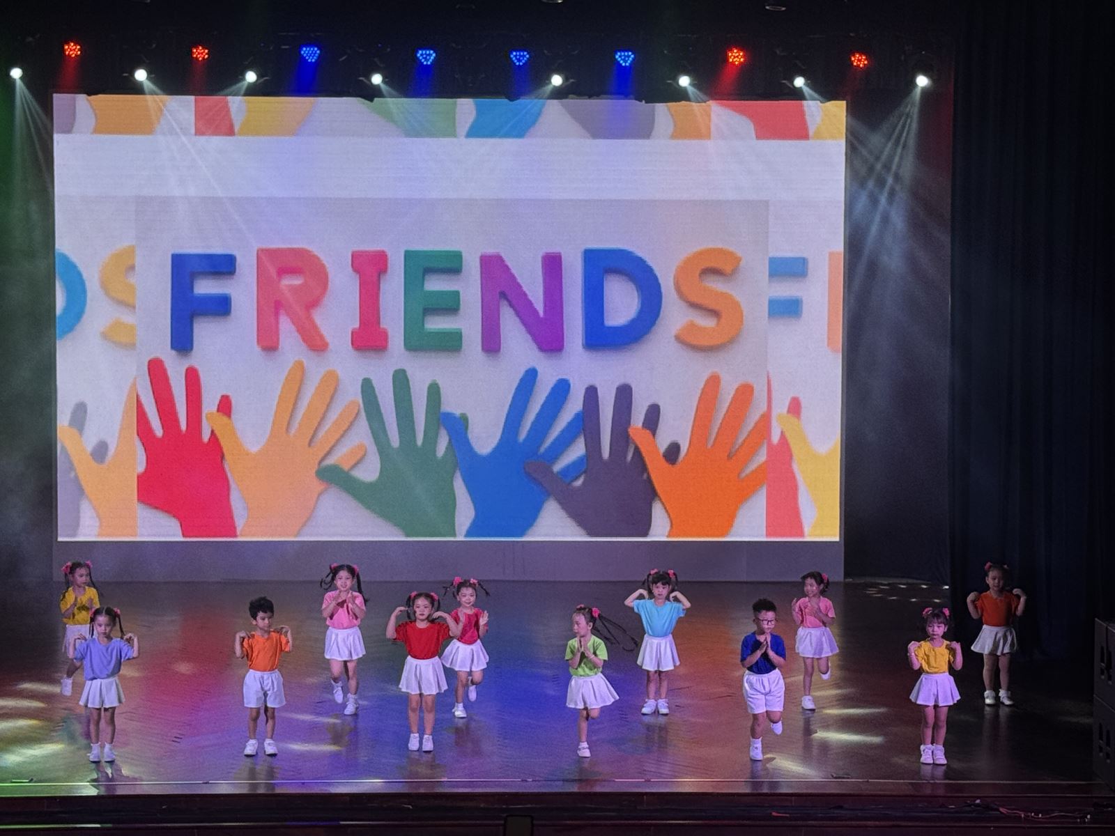 Підпис до фотографії