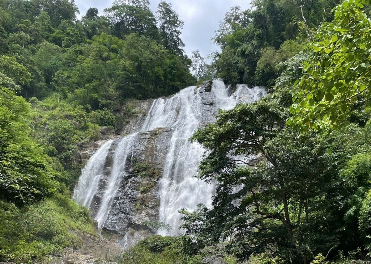 Kh�E1m ph�E1 vB 11Bp th�E1c Chap�1Aor