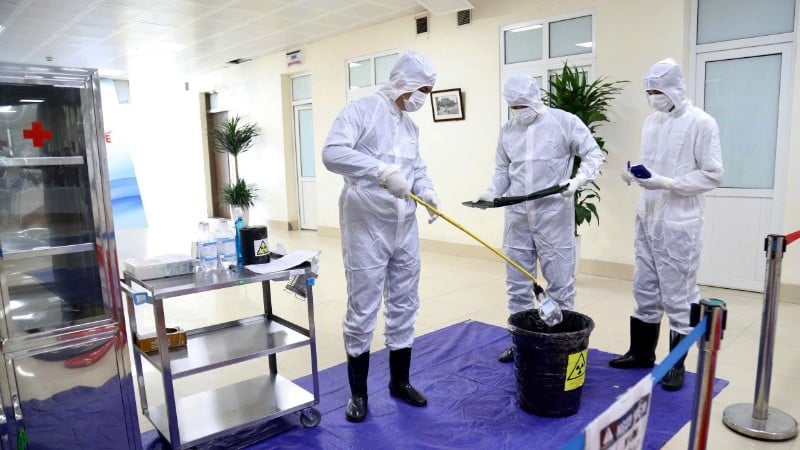 Adote procedimentos de manuseio seguros.