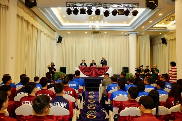 Lịch thi đấu U.23 Việt Nam cực mới: Chủ tịch VFF nói thông điệp rất đặc biệt- Ảnh 2.