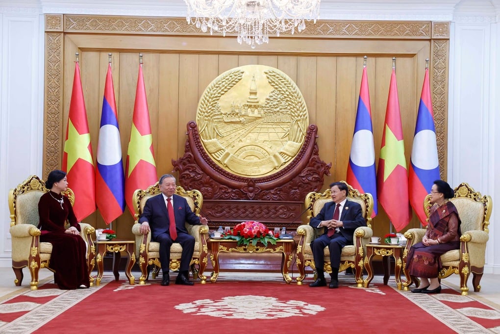 Högtidlig välkomstceremoni för generalsekreterare To Lam och hans fru i huvudstaden Vientiane - 2