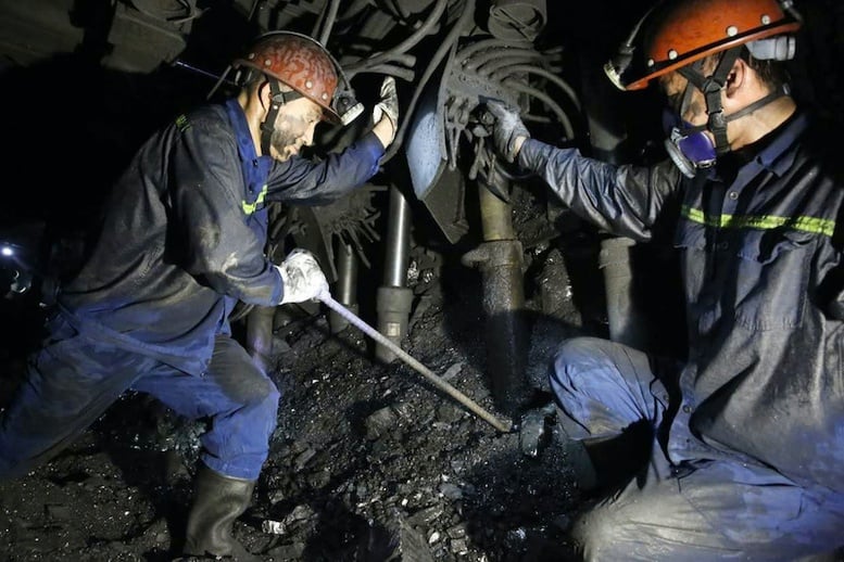 ອຸດສາຫະກຳ​ຖ່ານ​ຫີນ​ຜະລິດ​ໄດ້​ຫຼາຍ​ກວ່າ​ແຜນການ, ​ເຊື່ອມ​ໂຍງ​ເຂົ້າ​ກັບ​ເປົ້າ​ໝາຍ​ທີ່​ລັດຖະບານ​ມອບ​ໝາຍ - ຮູບ 1.