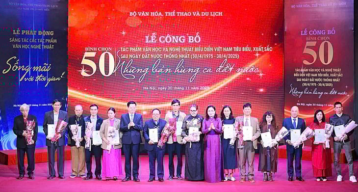 Sastra dan seni pertunjukan Vietnam: Periode yang gemilang - Foto 1. Văn học - Ảnh 1.