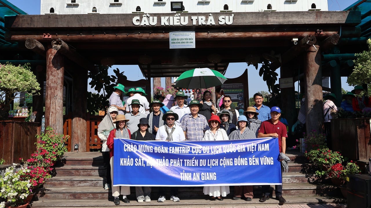 Cục Du lịch Quốc gia Việt Nam tổ chức khảo sát du lịch cộng đồng tỉnh An Giang - Ảnh 2.