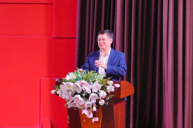 Bàn giao Trường Cao đẳng Y tế Huế sáp nhập vào Đại học Y Dược Huế- Ảnh 1.