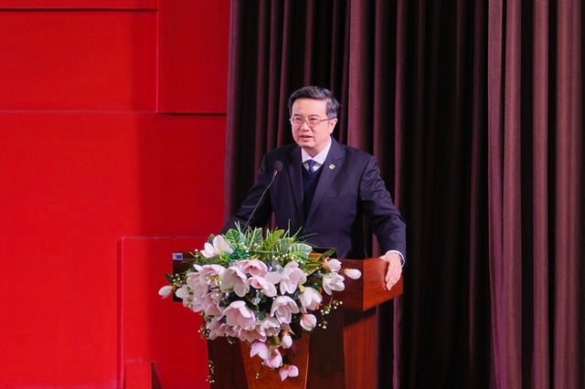 Bàn giao Trường Cao đẳng Y tế Huế sáp nhập vào Đại học Y Dược Huế- Ảnh 3.