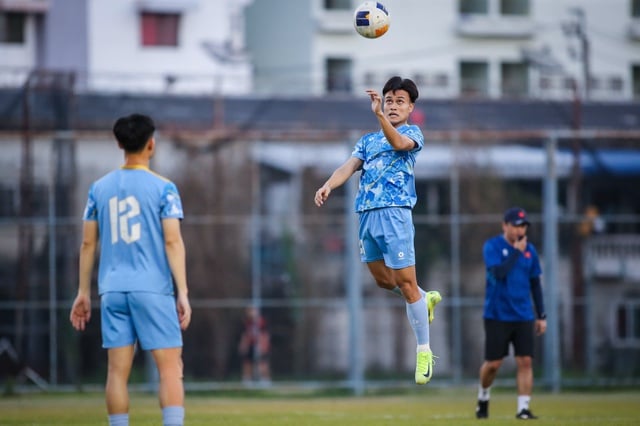 U.23 Việt Nam tập buổi đầu tiên tại Thái Lan, điều ít biết về sân bãi... - Ảnh 8.
