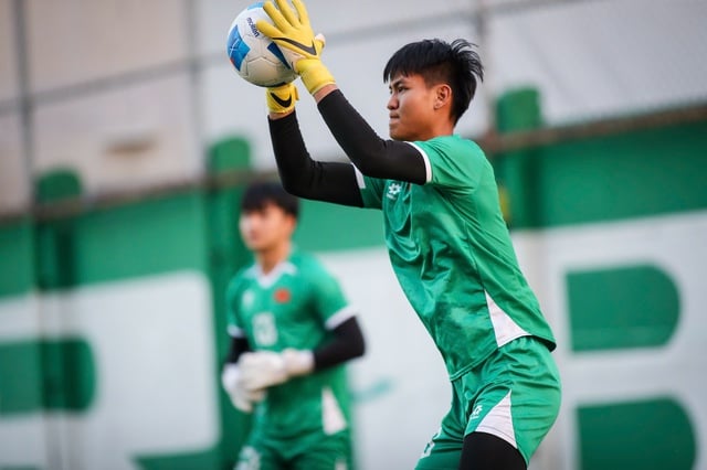 U.23 Việt Nam tập buổi đầu tiên tại Thái Lan, điều ít biết về sân bãi... - Ảnh 12.