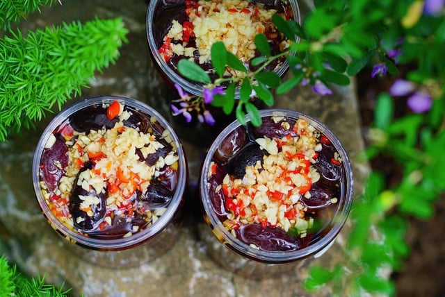 Món ngon ngày lạnh: Thêm vài quả “đen sì” này vào món ăn càng thơm ngon, giúp dưỡng gan, tăng chiều cao - Ảnh 3.