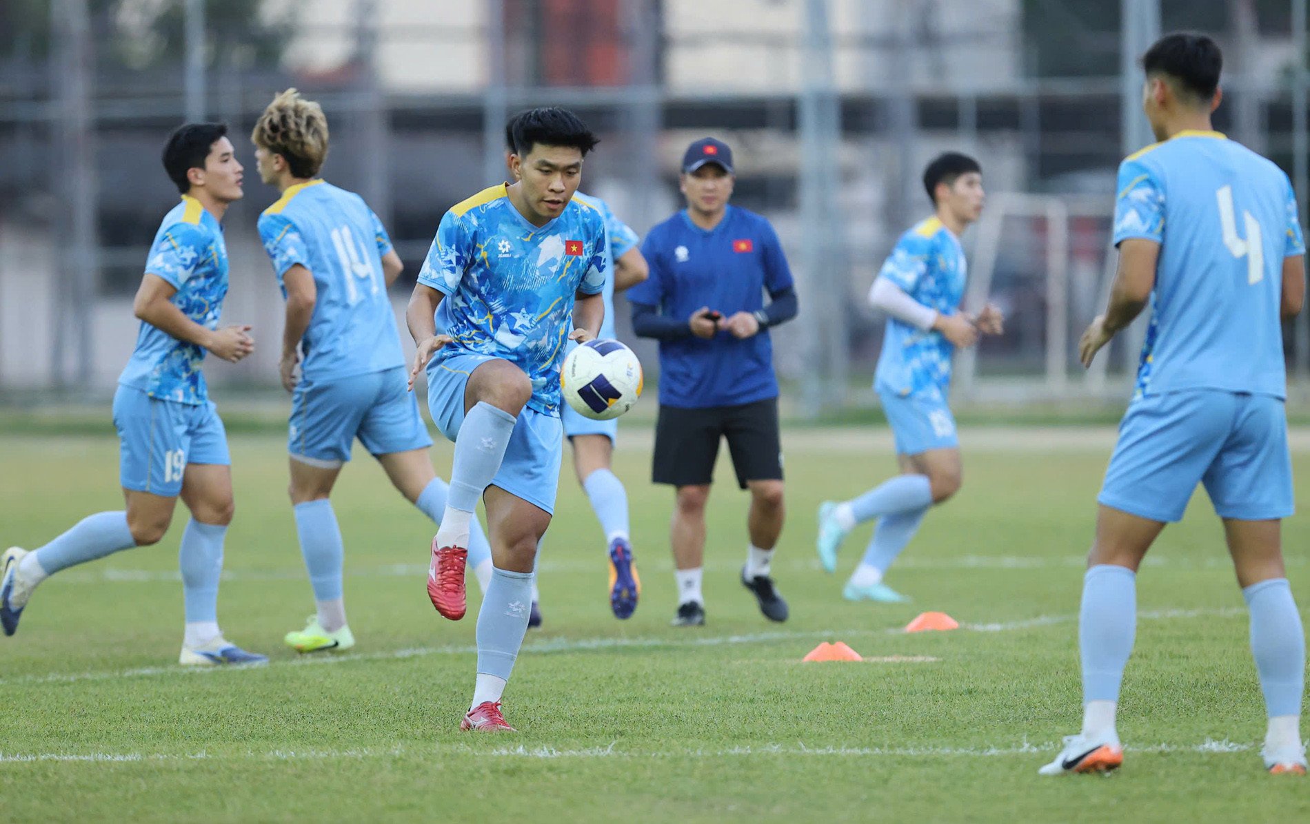 u22 វៀតណាម 2.jpg