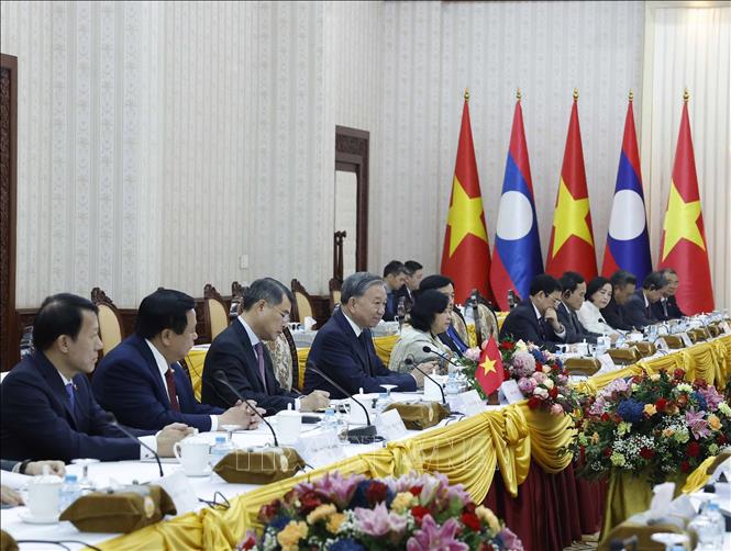 चित्र परिचय