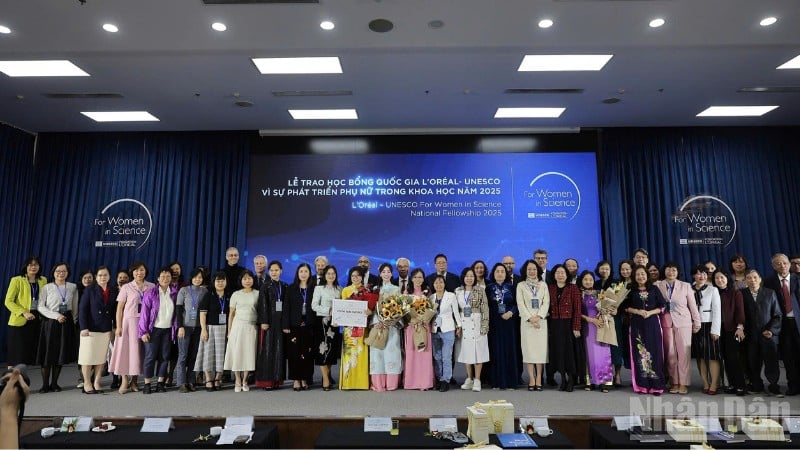 Kvinnelige intellektuelle hedret under L’Oréal-UNESCO For Women in Science (FWIS) National Fellowship Program 2025.