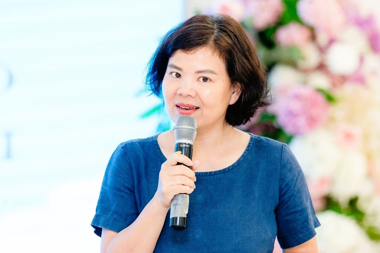 متخصص فام توی چی.jpg