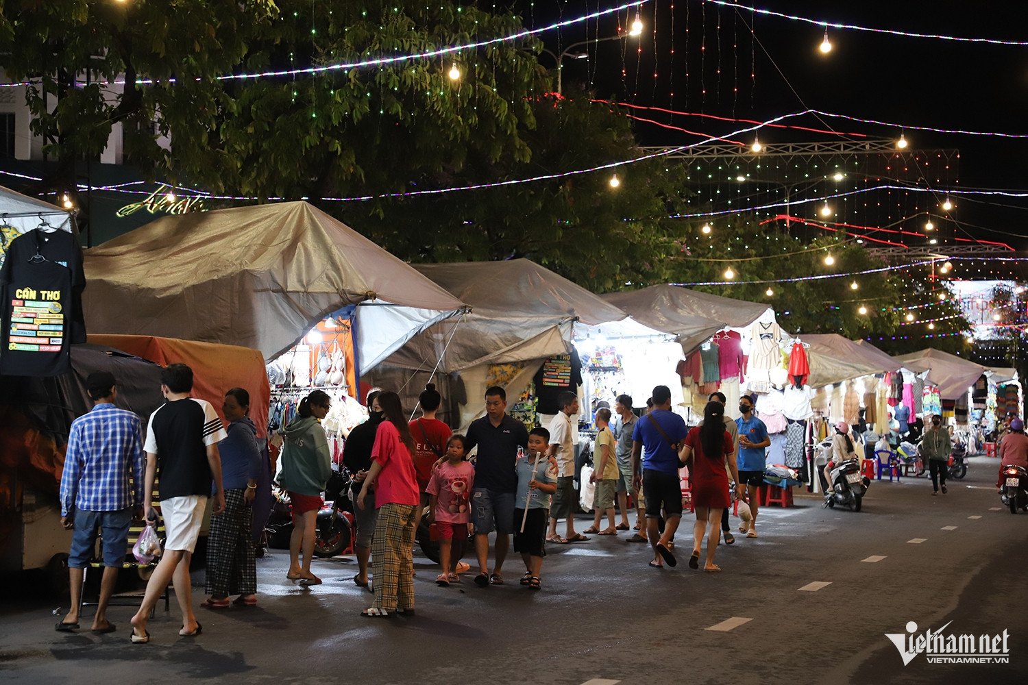 W-Nattmarknad NK 2.JPG.jpg