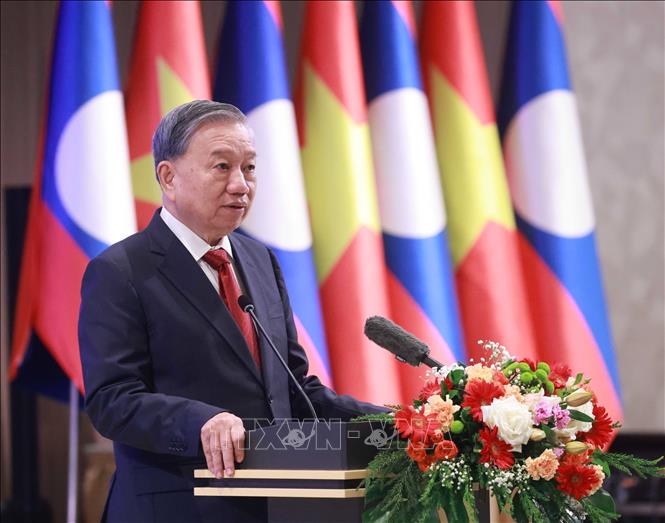 चित्र परिचय