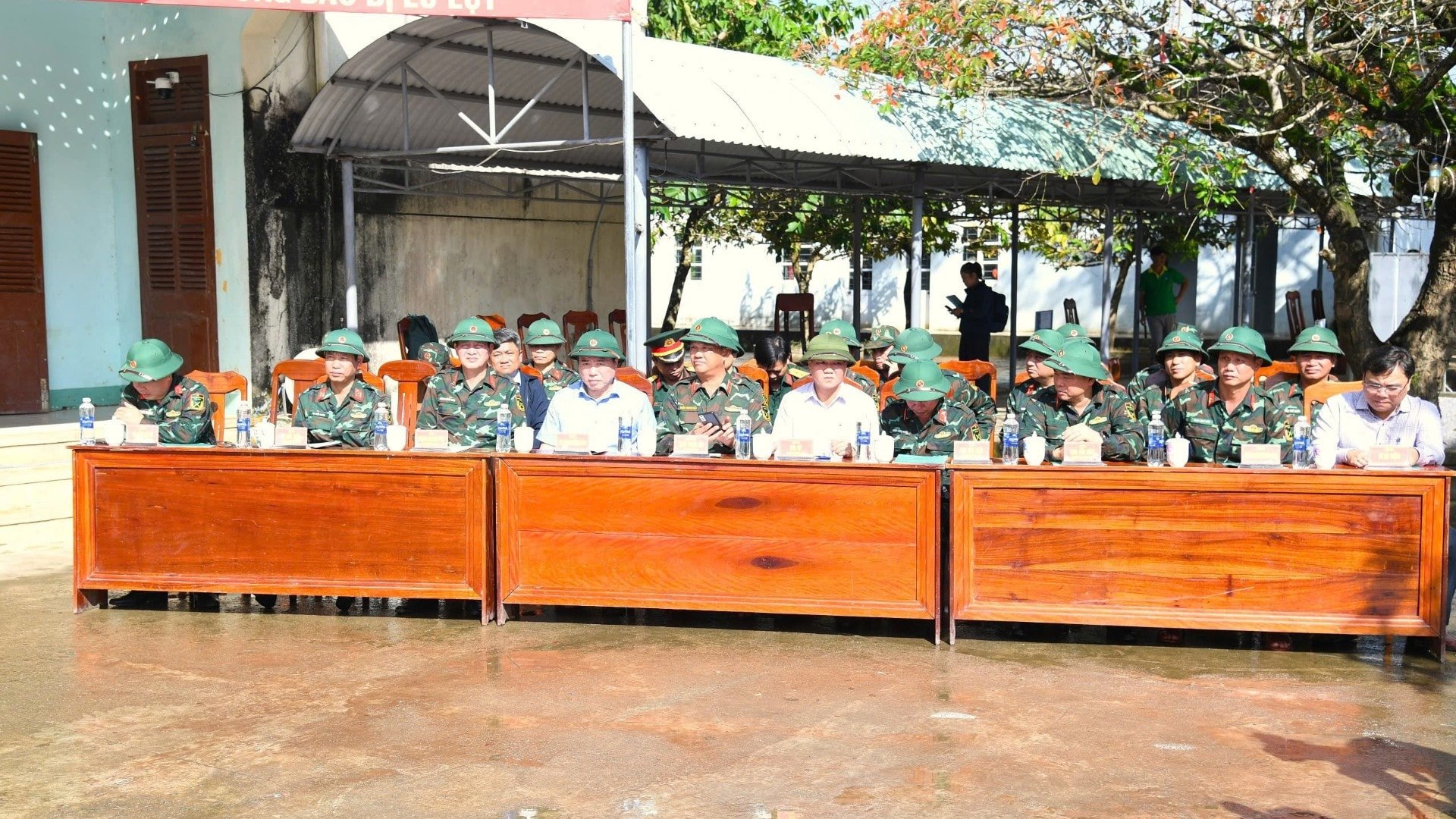 Делегаты, присутствовавшие на церемонии. img-2682-8873.jpg