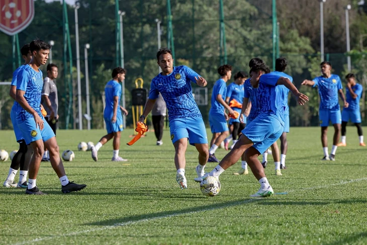 Các CLB gây khó dễ, HLV U22 Malaysia 'kể khổ' trước SEA Games 33 - Ảnh 1.