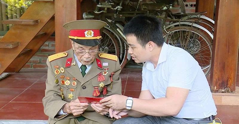 Setkání s vojákem z Dien Bien v západní oblasti Thanh Hoa