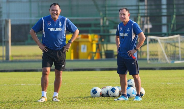 Thái Lan đối mặt với 'cơn khát' HCV bóng đá nam SEA Games dài nhất lịch sử - Ảnh 1.